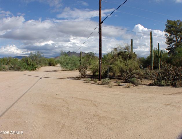 31607 N 64TH Street, Cave Creek, AZ 85331