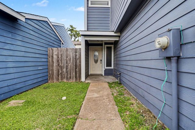 10262 Rockcrest Drive, Houston, TX 77041