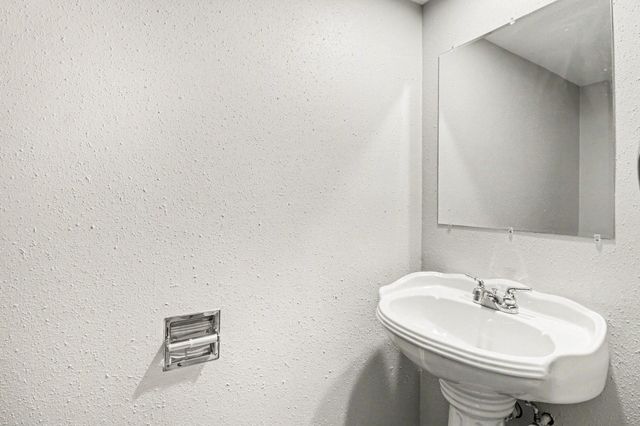 10262 Rockcrest Drive, Houston, TX 77041