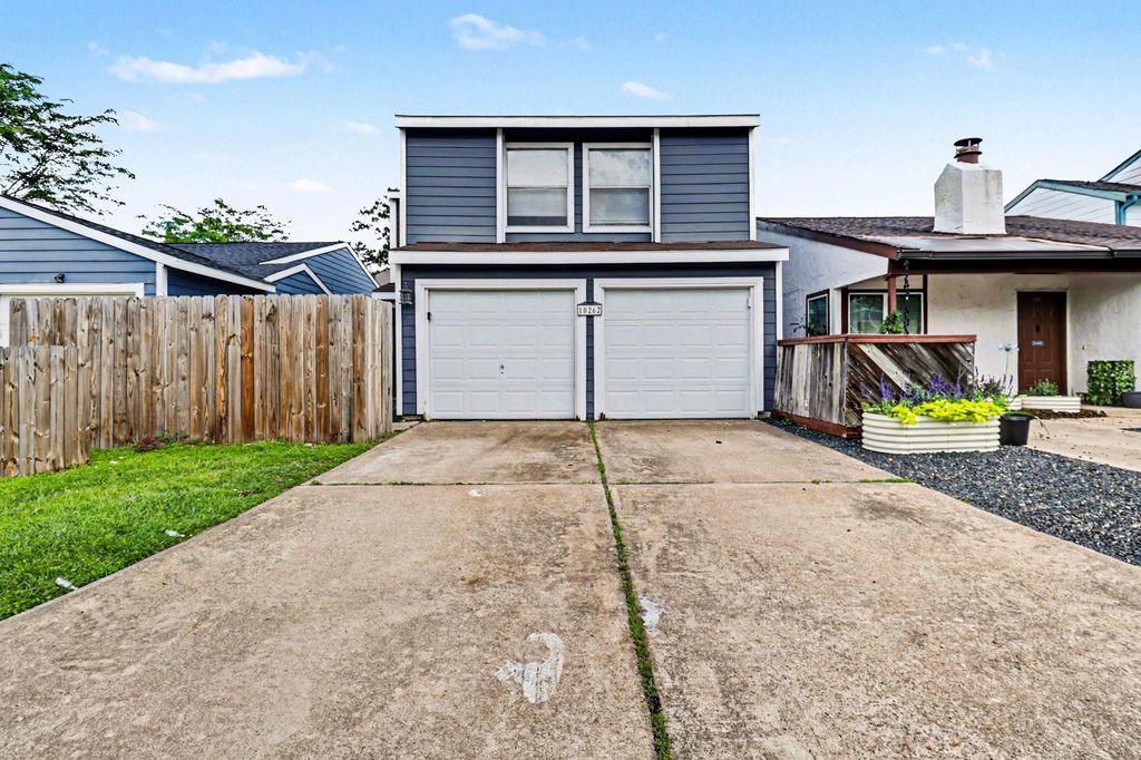 10262 Rockcrest Drive, Houston, TX 77041