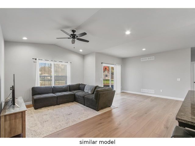 110 Hill Row, Portage, WI 53901