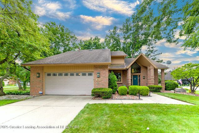 3601 Muirfield Drive, Lansing, MI 48911