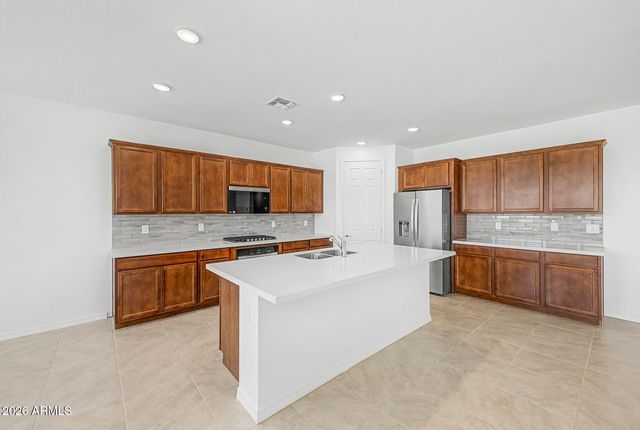 33259 N Zinfandel Street, San Tan Valley, AZ 85143