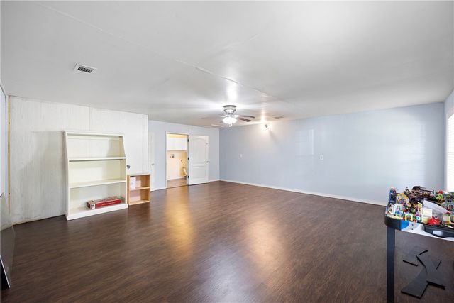 1375 Pine Hill Road, Dover, AR 72837