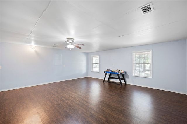 1375 Pine Hill Road, Dover, AR 72837