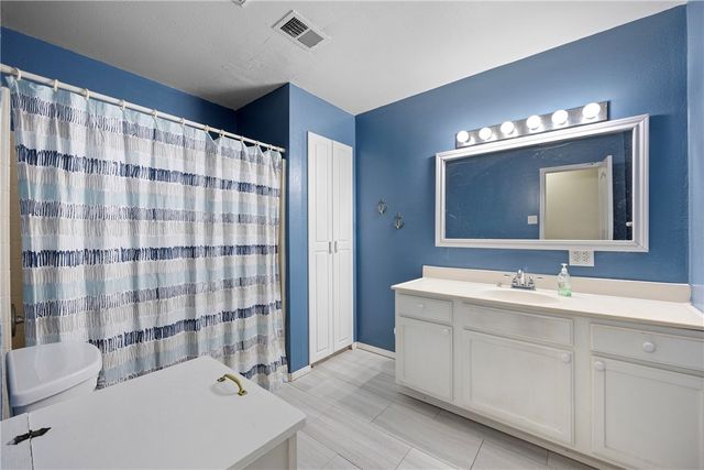 1375 Pine Hill Road, Dover, AR 72837