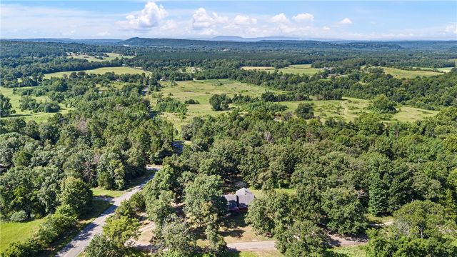 1375 Pine Hill Road, Dover, AR 72837
