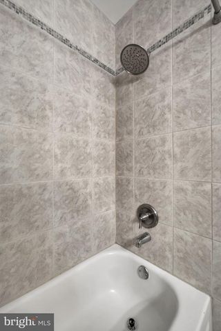 20 GATEHOUSE LN, Doylestown, PA 18901