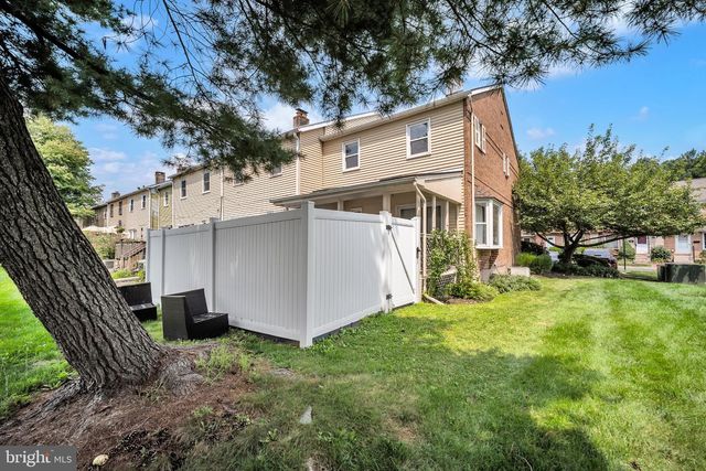 20 GATEHOUSE LN, Doylestown, PA 18901