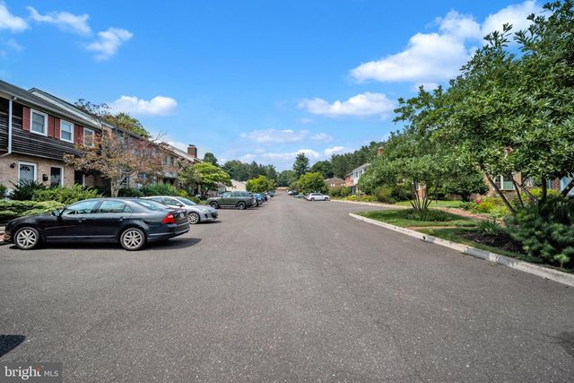 20 GATEHOUSE LN, Doylestown, PA 18901