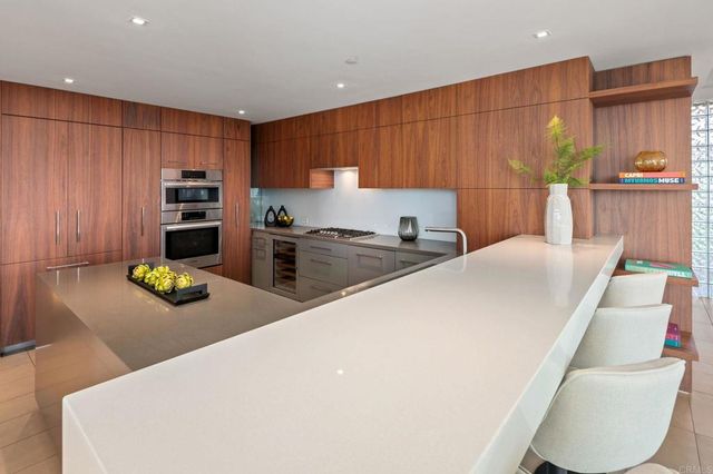 3415 6th Avenue 14, San Diego, CA 92103