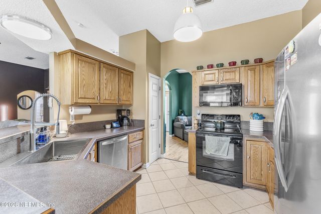 3910 SELIG Court, Middleburg, FL 32068