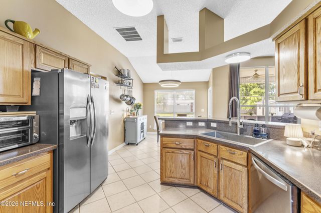 3910 SELIG Court, Middleburg, FL 32068