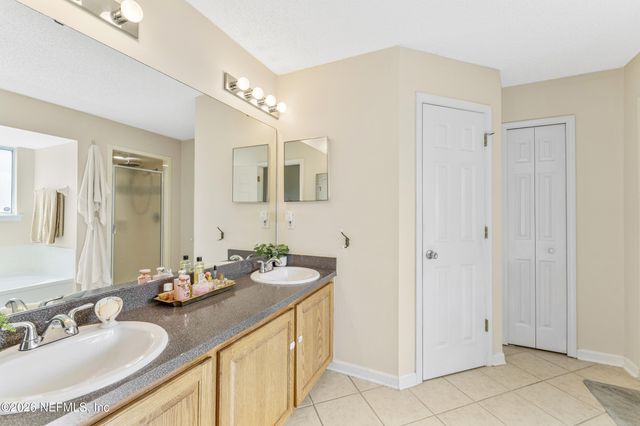 3910 SELIG Court, Middleburg, FL 32068