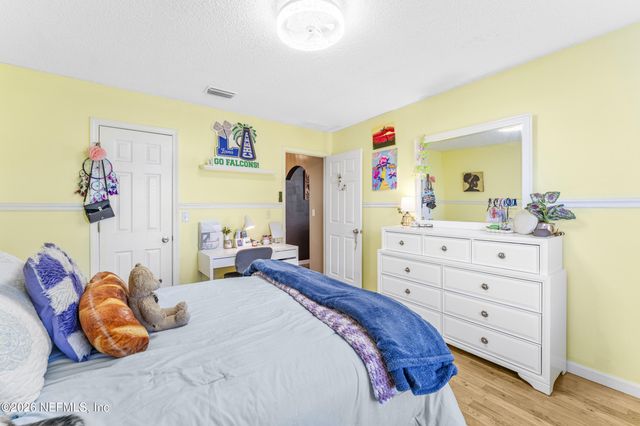 3910 SELIG Court, Middleburg, FL 32068