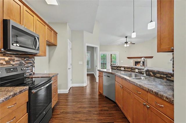 204 Crimson Avenue, Baldwin City, KS 66006