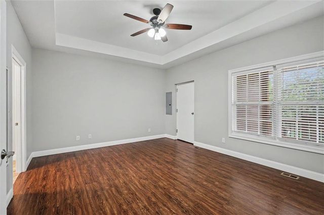 204 Crimson Avenue, Baldwin City, KS 66006