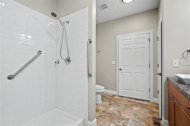 204 Crimson Avenue, Baldwin City, KS 66006