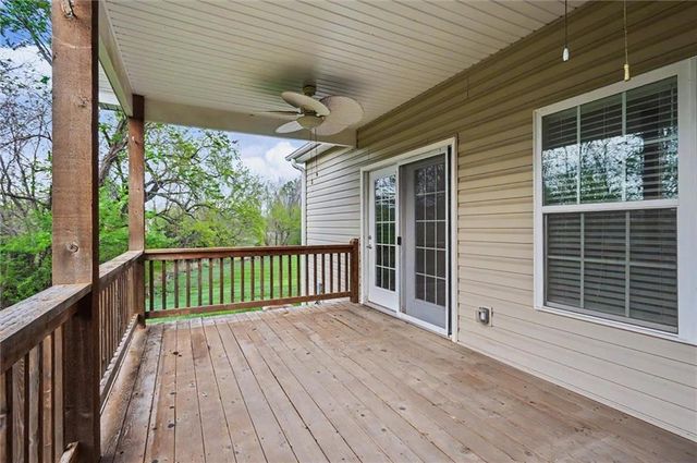 204 Crimson Avenue, Baldwin City, KS 66006