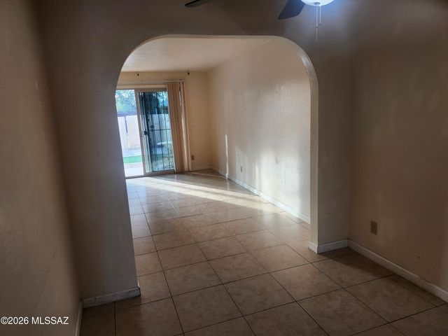 1266 S Sahuara Avenue, Tucson, AZ 85711