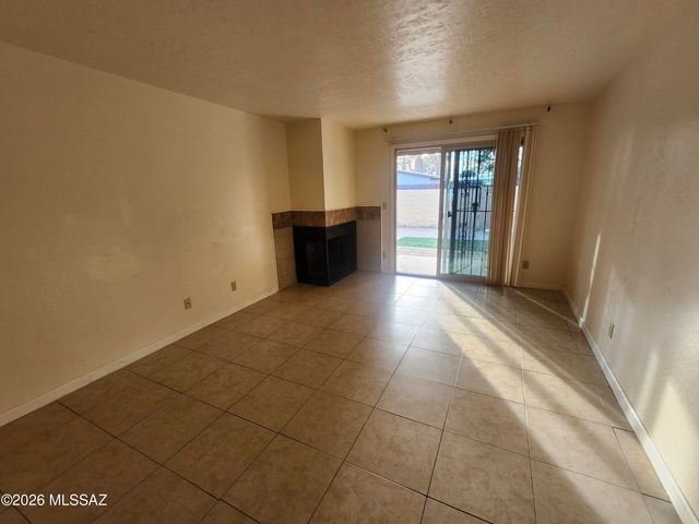 1266 S Sahuara Avenue, Tucson, AZ 85711