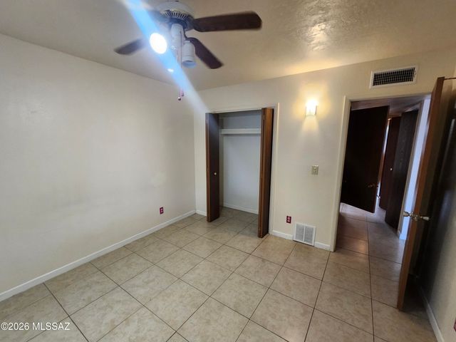 1266 S Sahuara Avenue, Tucson, AZ 85711