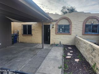 1266 S Sahuara Avenue, Tucson, AZ 85711