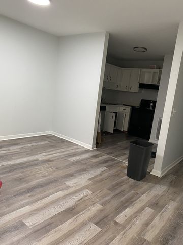 555 N DuPont Ave Apt B39, Madison, TN 37115