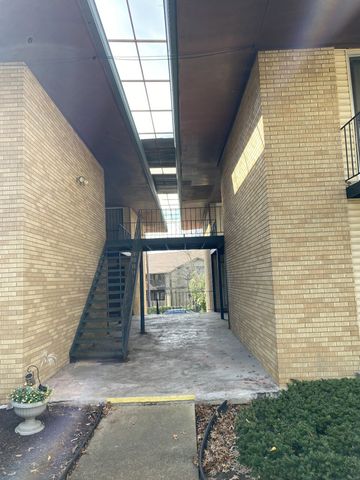 555 N DuPont Ave Apt B39, Madison, TN 37115