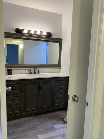 555 N DuPont Ave Apt B39, Madison, TN 37115