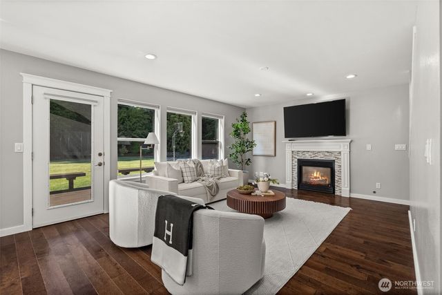 6623 29th Street Ct NW, Gig Harbor, WA 98335