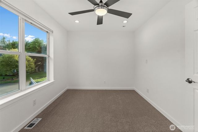 6623 29th Street Ct NW, Gig Harbor, WA 98335