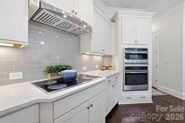 1077 Wessington Manor Lane, Fort Mill, SC 29715