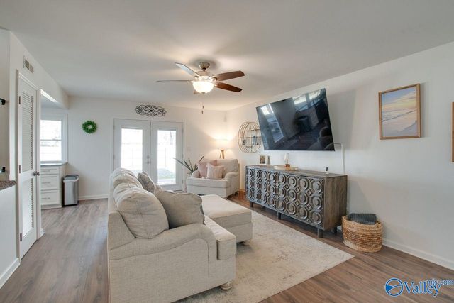 2013 Wrenwood Drive, Huntsville, AL 35803