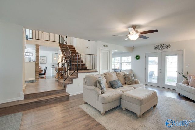 2013 Wrenwood Drive, Huntsville, AL 35803