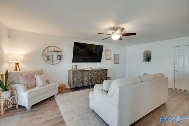 2013 Wrenwood Drive, Huntsville, AL 35803