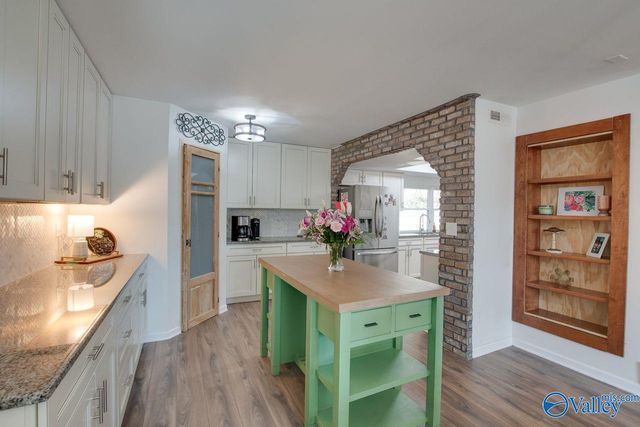 2013 Wrenwood Drive, Huntsville, AL 35803