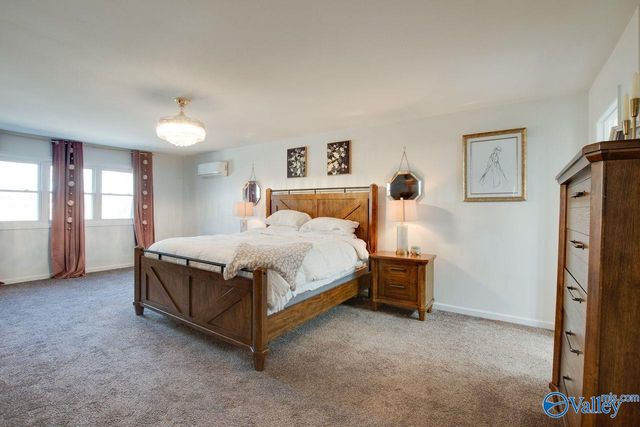 2013 Wrenwood Drive, Huntsville, AL 35803