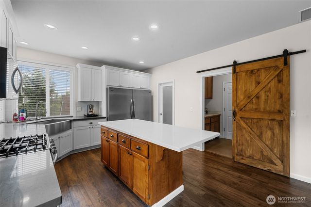 8206 70th Avenue Ct E, Puyallup, WA 98371