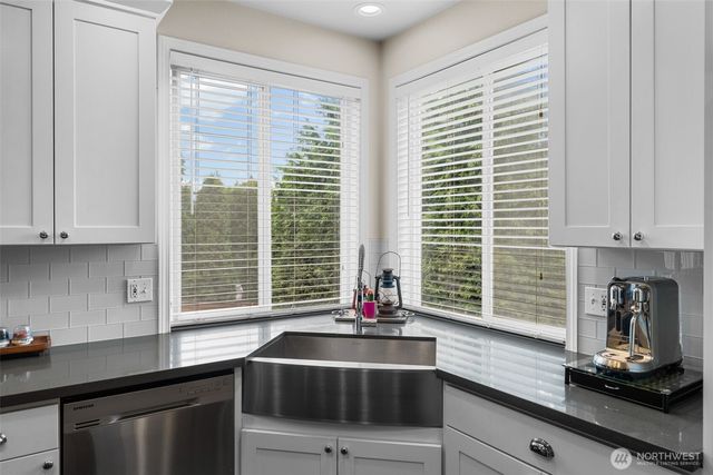 8206 70th Avenue Ct E, Puyallup, WA 98371