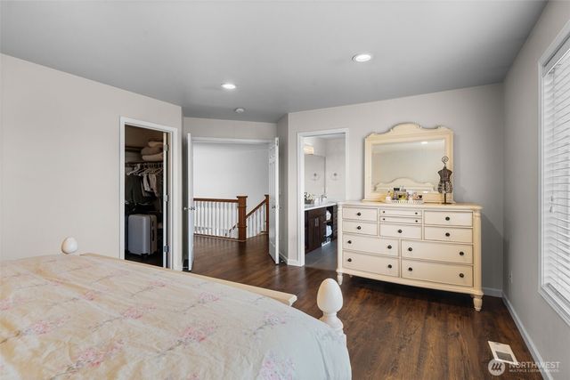 8206 70th Avenue Ct E, Puyallup, WA 98371