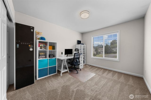 8206 70th Avenue Ct E, Puyallup, WA 98371