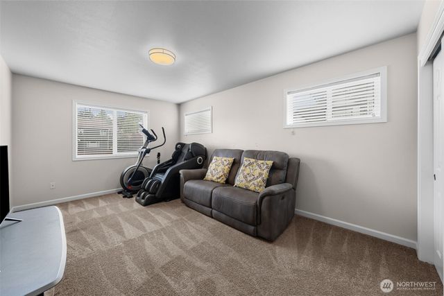 8206 70th Avenue Ct E, Puyallup, WA 98371