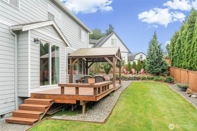 8206 70th Avenue Ct E, Puyallup, WA 98371