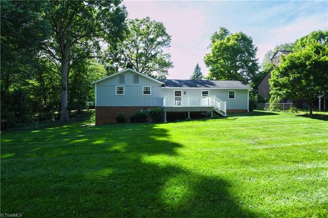 1823 Pope Lane, Kernersville, NC 27284