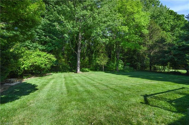 1823 Pope Lane, Kernersville, NC 27284