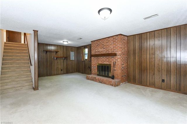 1823 Pope Lane, Kernersville, NC 27284