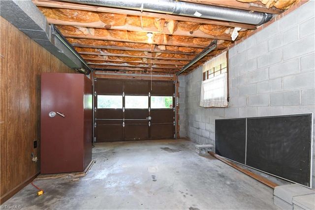 1823 Pope Lane, Kernersville, NC 27284