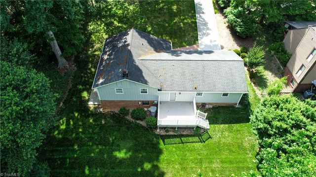 1823 Pope Lane, Kernersville, NC 27284