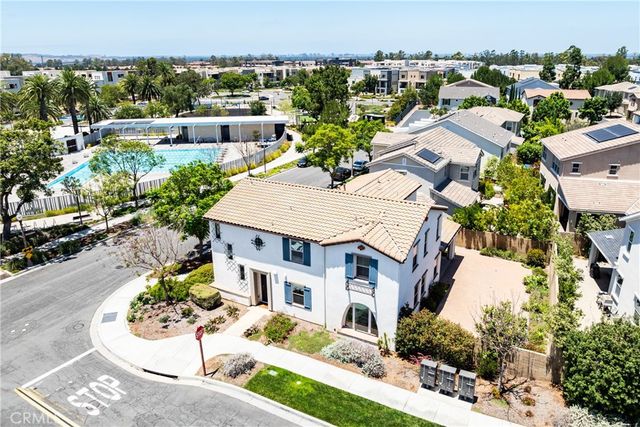 159 Newington, Irvine, CA 92618